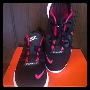 Girls Nike Sneakers. Size 12